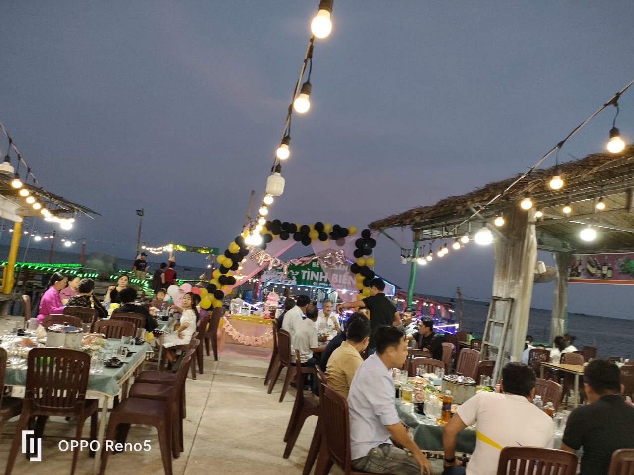 quán hải sản ở Hàm Ninh Phú Quốc